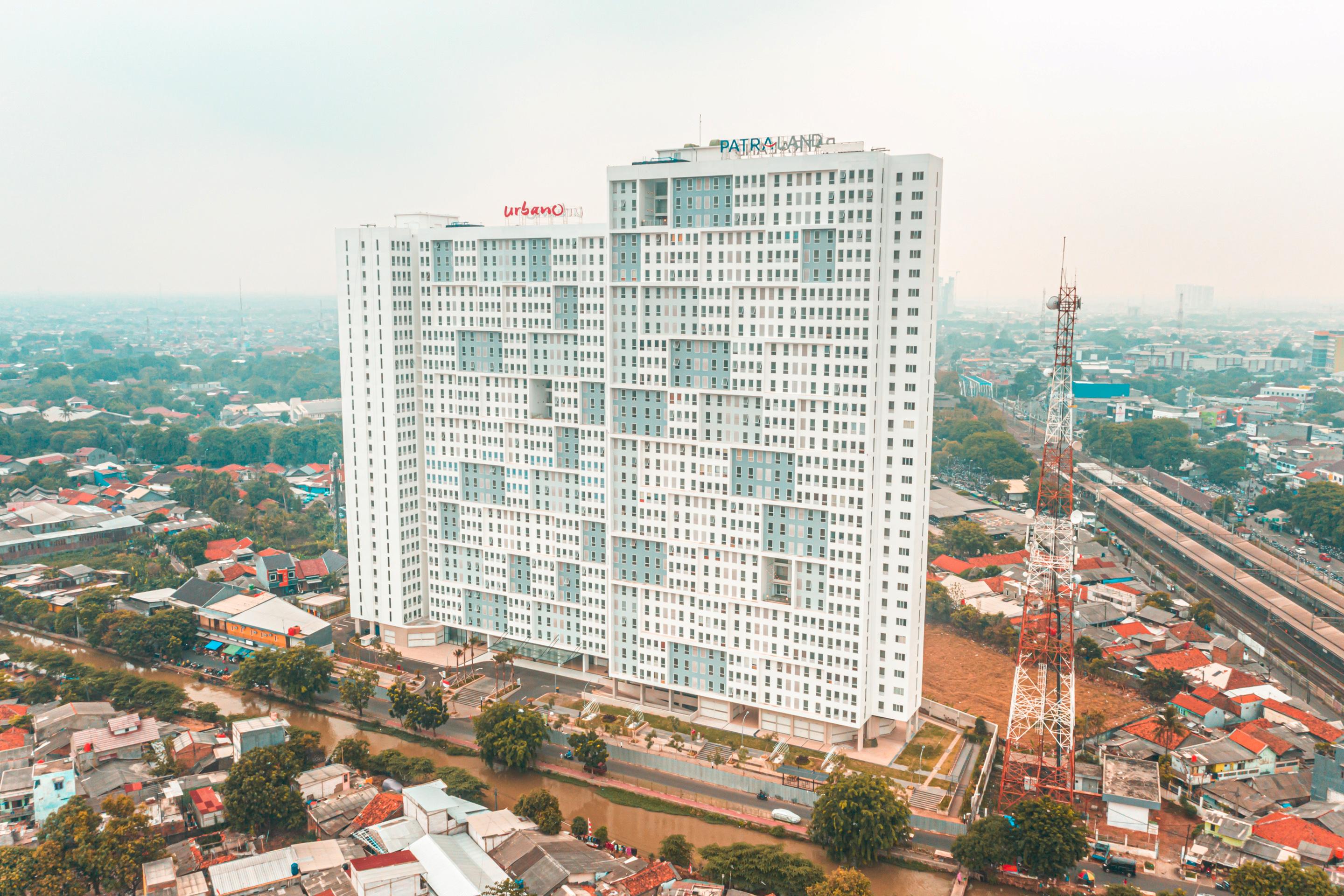 Capital O Urbano Hotel Бекаси Екстериор снимка