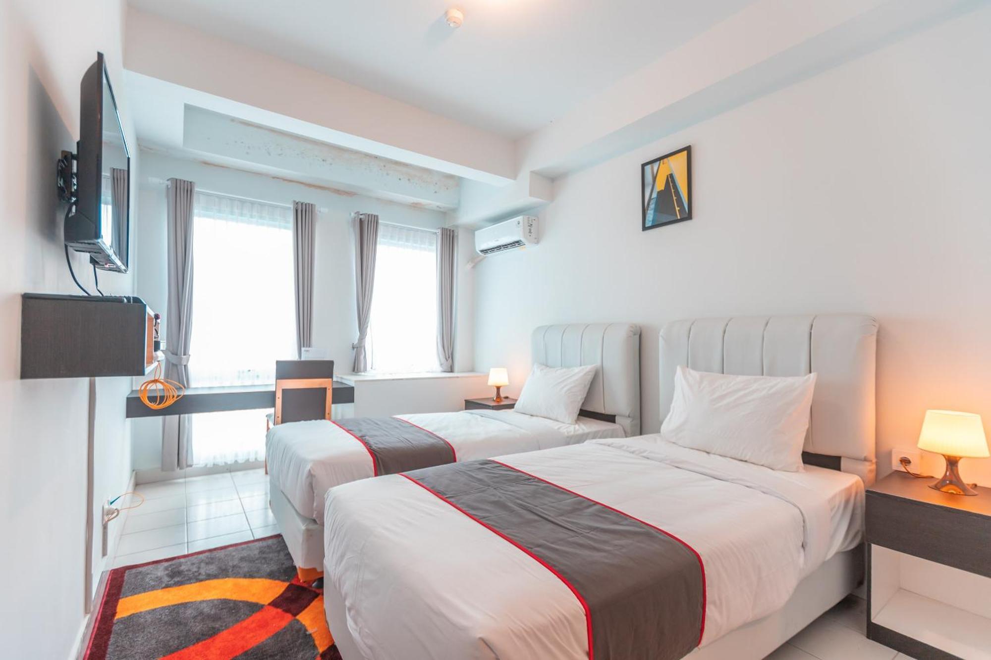 Capital O Urbano Hotel Бекаси Екстериор снимка
